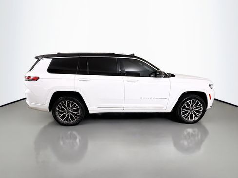 Used 2022 Jeep Grand Cherokee L Summit AWD/4WD image 8