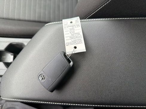 Used 2025 Volkswagen Jetta S FWD image 25