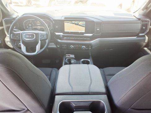 Used 2025 GMC Sierra 1500 Elevation w/ X31 Off-Road Package image 17