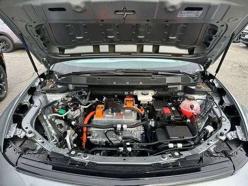 New 2026 Chevrolet Equinox EV LT image 25