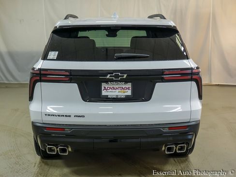 New 2026 Chevrolet Traverse LT w/ Midnight/Sport Edition image 6