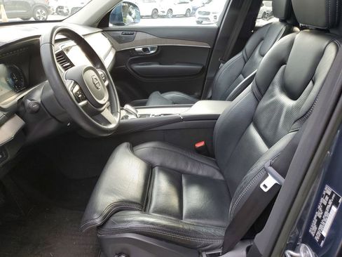 Certified 2022 Volvo XC90 T8 Inscription w/ Advanced Package image 17