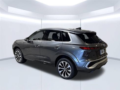 New 2026 Audi Q3 quattro 2.0T AWD/4WD image 3