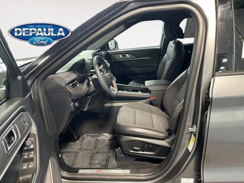 Used 2025 Ford Explorer ST-Line AWD/4WD image 11
