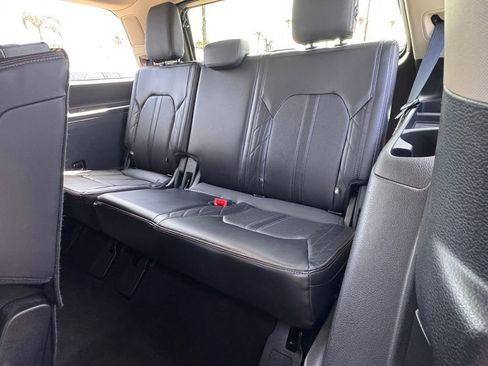 Certified 2019 Ford Expedition Platinum RWD image 31