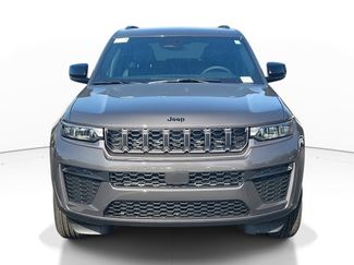 New 2026 Jeep Grand Cherokee Altitude video 2