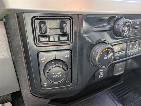 Used 2023 Ford F250 XL w/ XL Chrome Package image 28