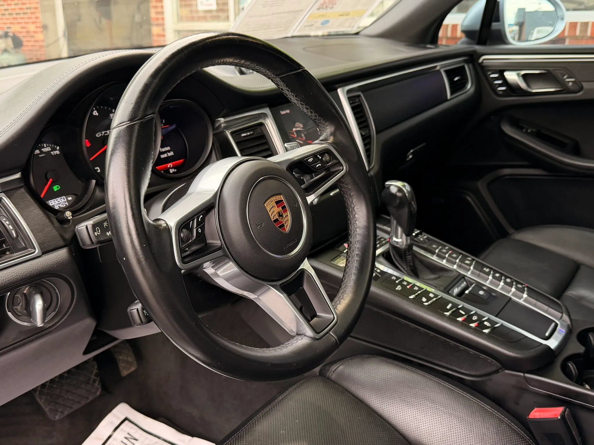 Used 2018 Porsche Macan GTS w/ Premium Package Plus AWD/4WD image 9