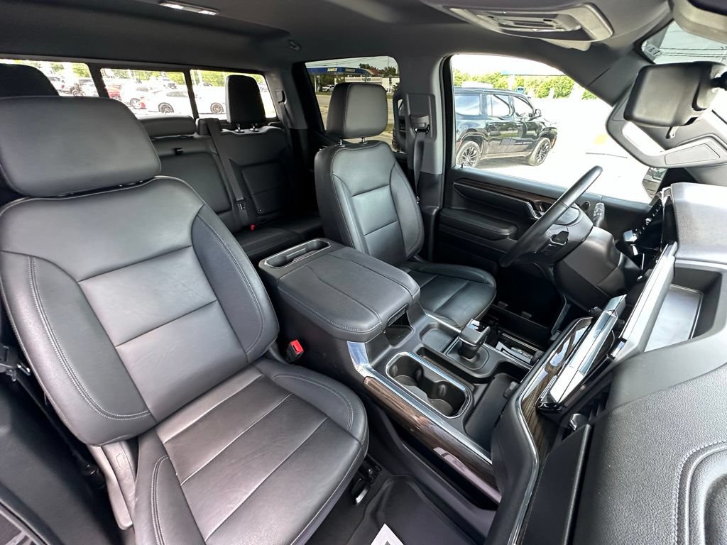Used 2024 Chevrolet Silverado 1500 LT Trail Boss w/ Convenience Package II AWD/4WD image 15