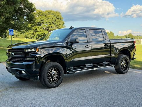 Used 2019 Chevrolet Silverado 1500 RST w/ All-Star Edition AWD/4WD image 2