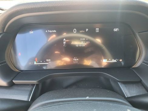 New 2026 Jeep Grand Cherokee Altitude image 30