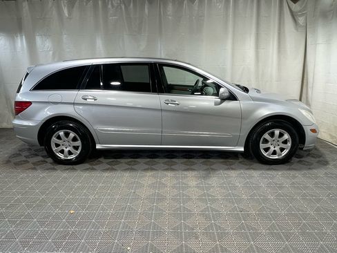 Used 2007 Mercedes-Benz R 350 4MATIC image 9
