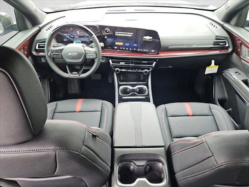 New 2026 Chevrolet Traverse RS image 14