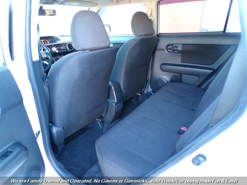 Used 2010 Scion xB FWD image 19