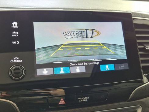 Used 2024 Honda Passport TrailSport image 23