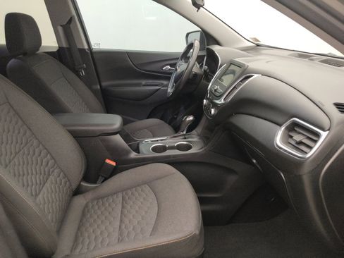 Used 2019 Chevrolet Equinox LT FWD image 21