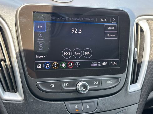 Used 2023 Chevrolet Malibu LT FWD image 23