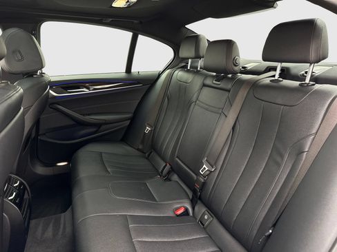 Used 2021 BMW 530i w/ Convenience Package RWD image 38