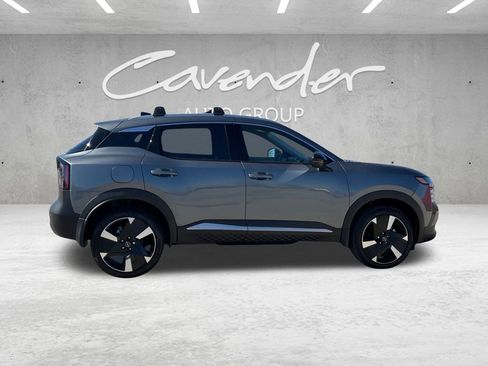 New 2026 Nissan Kicks SR image 17