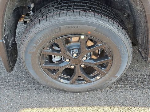 New 2026 Jeep Grand Cherokee Altitude AWD/4WD image 6
