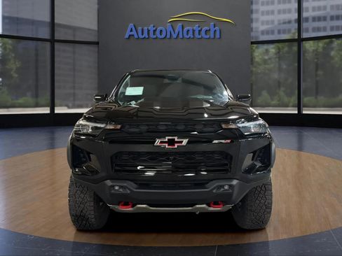 Used 2025 Chevrolet Colorado ZR2 w/ Technology Package image 3