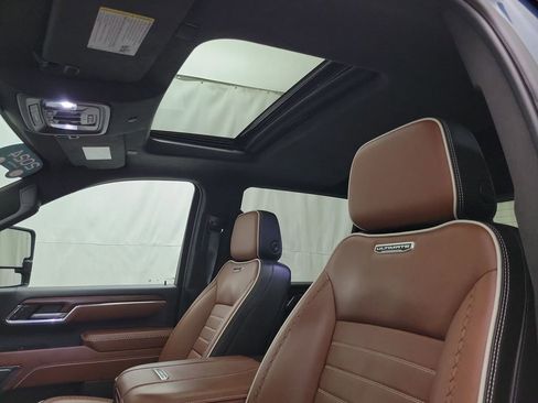 Certified 2024 GMC Sierra 2500 Denali Ultimate image 9