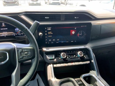 Used 2025 GMC Sierra 2500 Denali w/ Denali Reserve Package AWD/4WD image 6