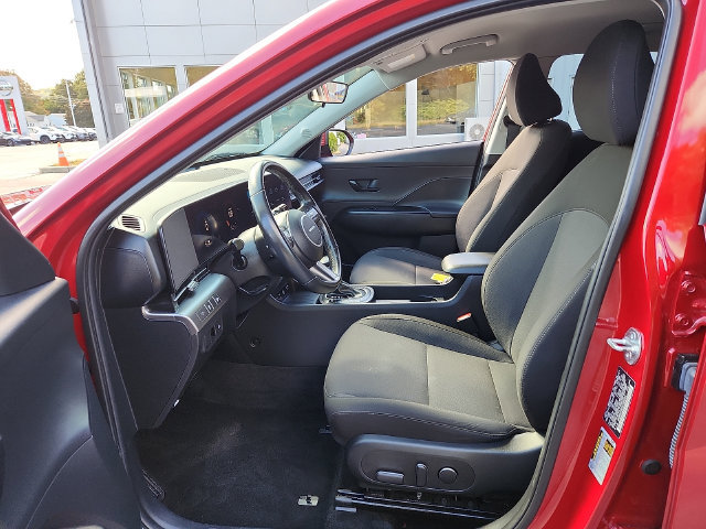 Used 2025 Hyundai Kona SEL AWD/4WD image 14
