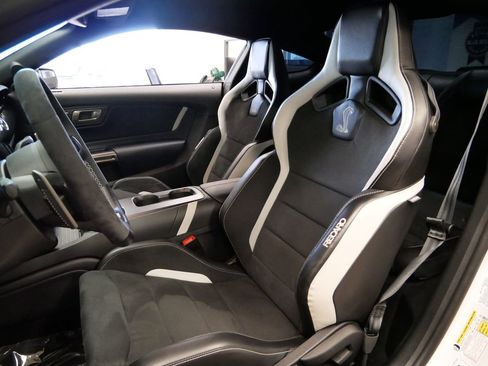 Certified 2020 Ford Mustang Shelby GT500 w/ Technology Package RWD image 12