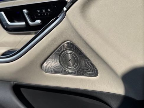 Used 2023 Mercedes-Benz S 580 4MATIC Sedan w/ AMG Line image 19