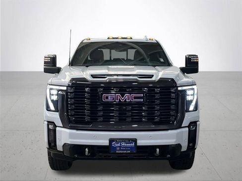 Used 2024 GMC Sierra 2500 Denali Ultimate image 4