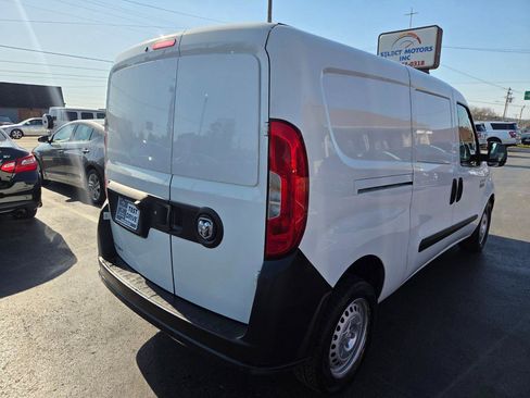 Used 2019 RAM ProMaster City Tradesman image 4