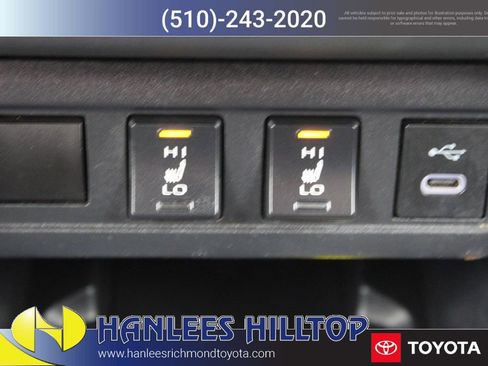 Used 2024 Toyota Corolla Cross XLE image 23