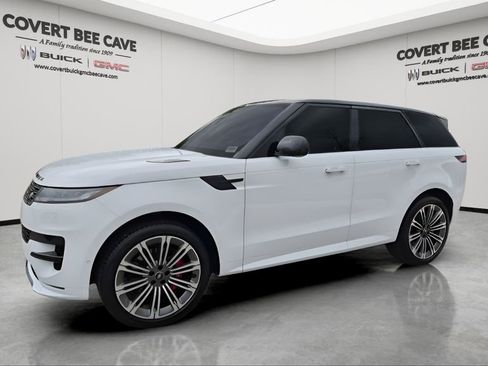 Used 2023 Land Rover Range Rover Sport SE Dynamic image 4