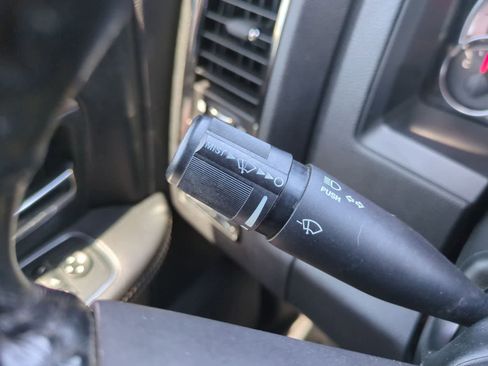 Used 2018 RAM 2500 Laramie w/ Sport Appearance Group AWD/4WD image 26