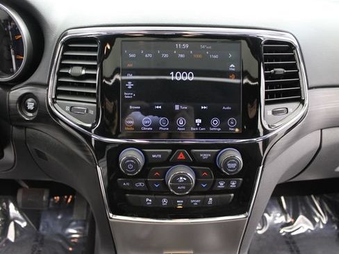 Used 2020 Jeep Grand Cherokee Altitude AWD/4WD image 24