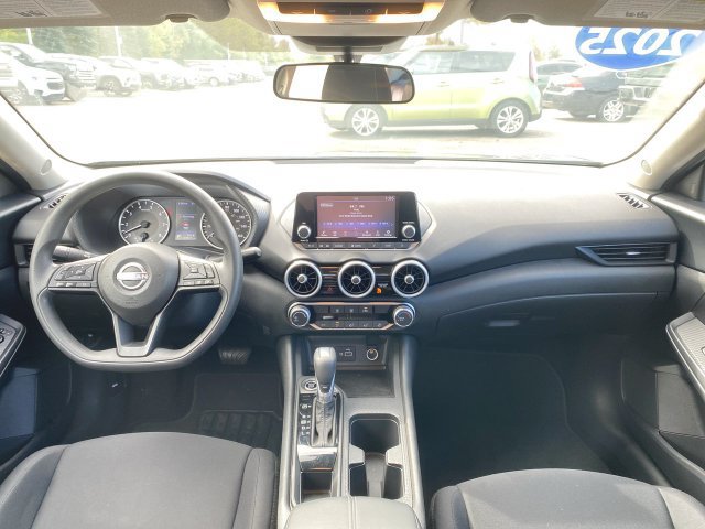 Used 2025 Nissan Sentra S FWD image 19