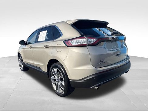 Used 2017 Ford Edge Titanium w/ Equipment Group 301A FWD image 3