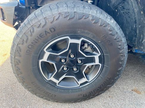 Used 2021 Jeep Gladiator Mojave AWD/4WD image 16