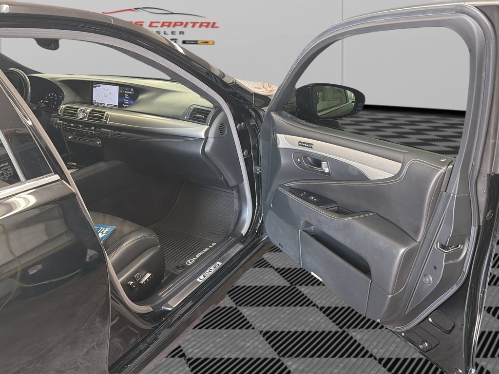 Used 2015 Lexus LS 460 AWD w/ F Sport Package image 13