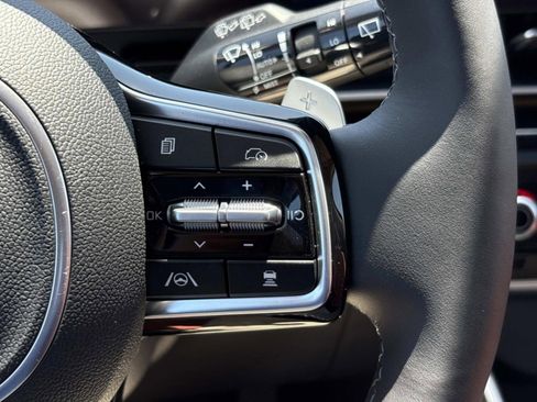 New 2026 Kia Carnival SX Prestige FWD image 27
