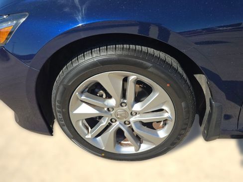 Used 2020 Honda Accord LX image 11