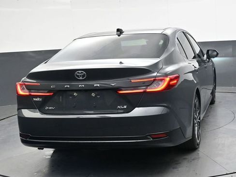 Used 2025 Toyota Camry XLE w/ Premium Plus Package FWD image 4