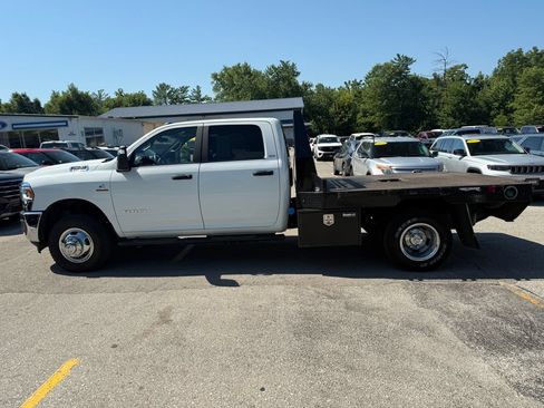 Used 2024 RAM 3500 SLT w/ Quick Order Package 2YG SLT AWD/4WD image 8