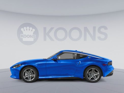 Used 2025 Nissan Z Sport w/ Floor Mat Package image 4