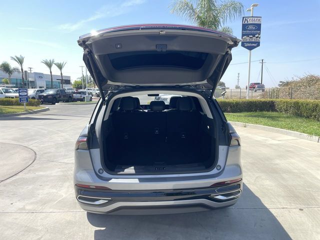 Used 2024 Lincoln Nautilus Reserve w/ Equipment Group 202A AWD/4WD image 26