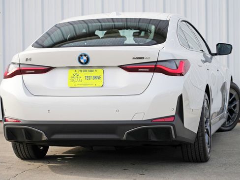 Used 2023 BMW i4 eDrive40 w/ Premium Package image 5