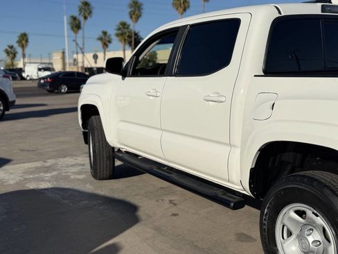 Used 2022 Toyota Tacoma SR w/ SR Convenience Package image 19