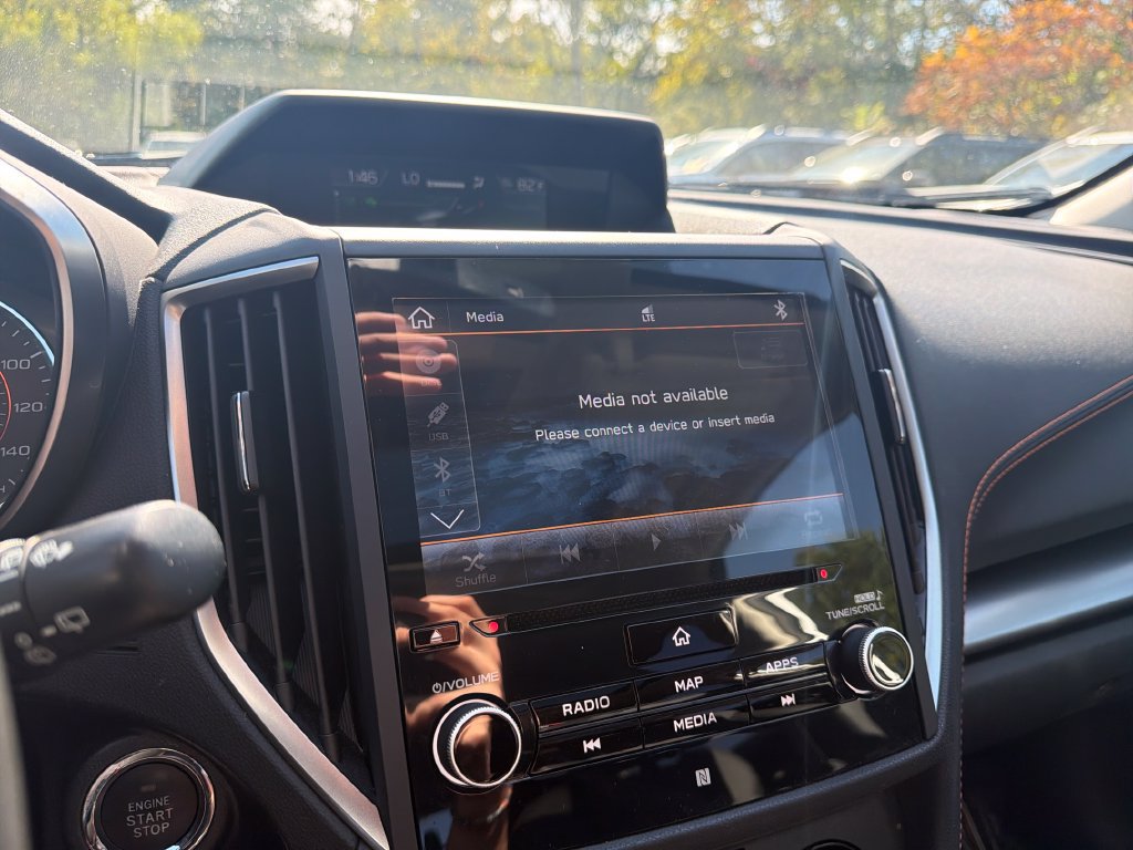 Used 2019 Subaru Crosstrek 2.0i Limited w/ Moonroof Package w/Navigation AWD/4WD image 13