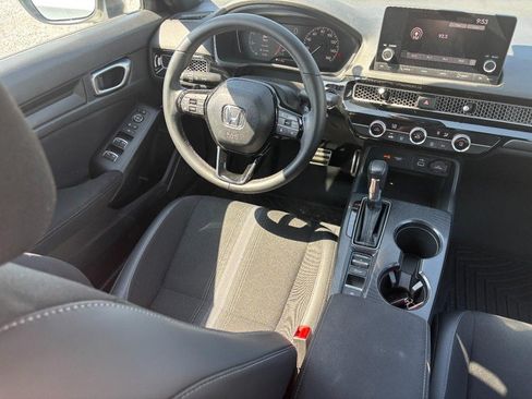 Used 2023 Honda Civic Sport image 14